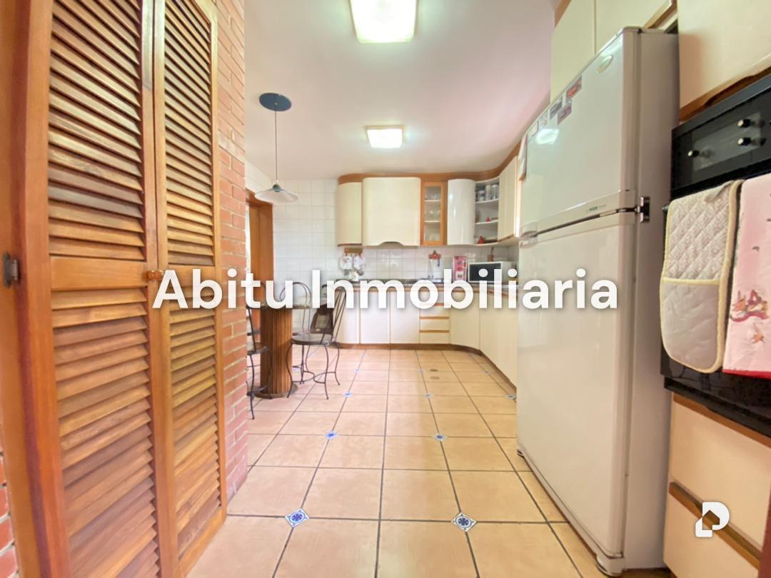 House in Los Palos Grandes, Caracas – 2