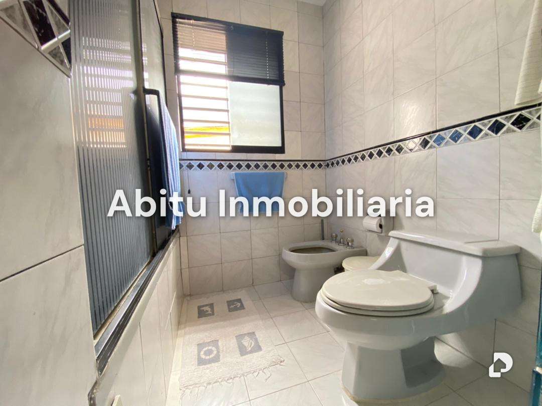 House in Los Palos Grandes, Caracas – 5