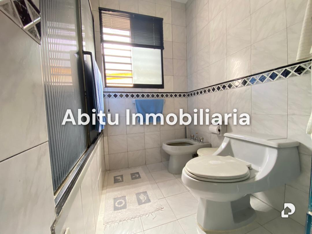 House in Los Palos Grandes, Caracas – 5