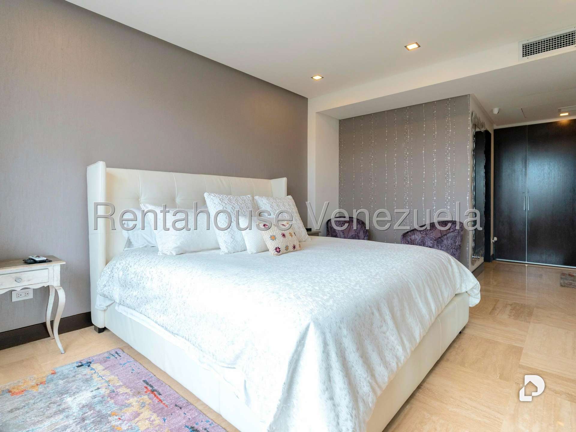 Apartamento en Lomas de Las Mercedes, Caracas – 26