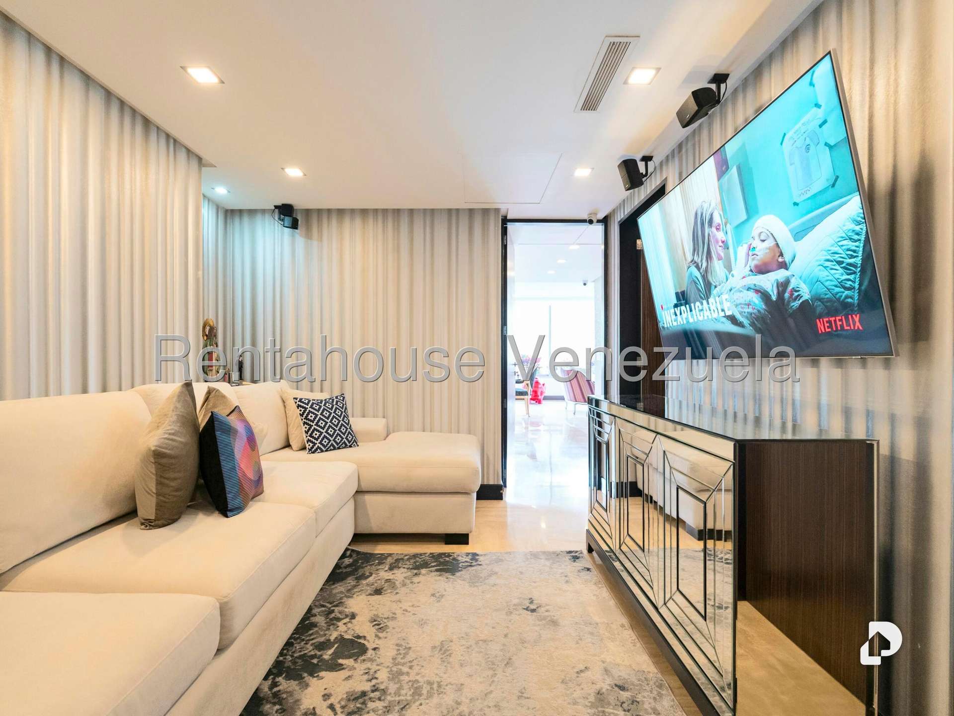 Apartamento en Lomas de Las Mercedes, Caracas – 24