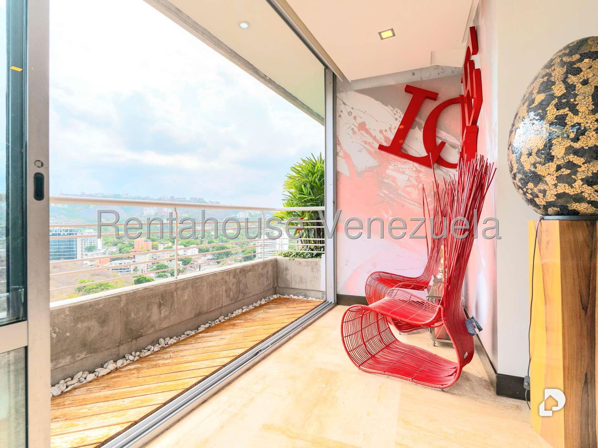 Apartamento en Lomas de Las Mercedes, Caracas – 11