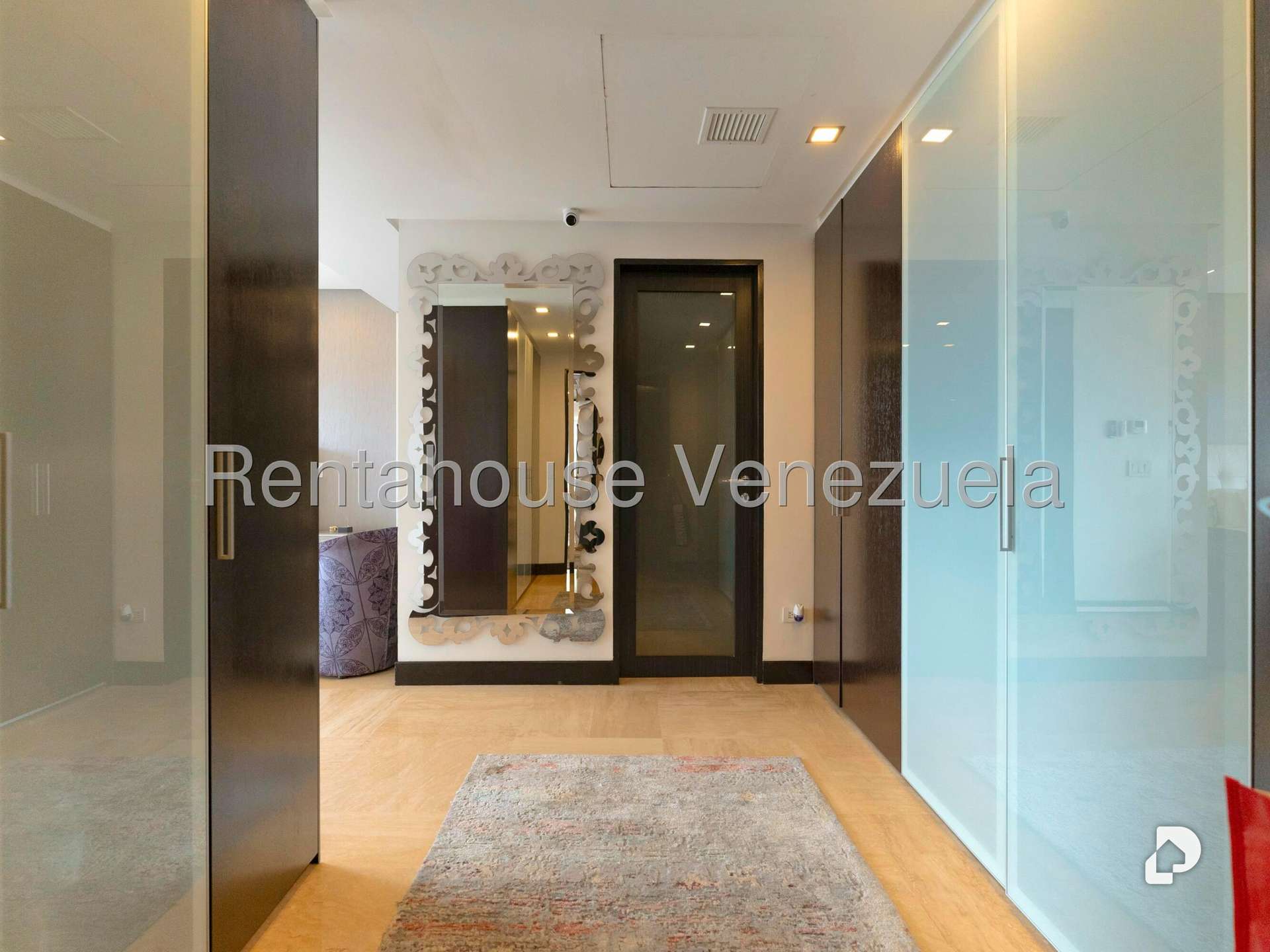 Apartamento en Lomas de Las Mercedes, Caracas – 30