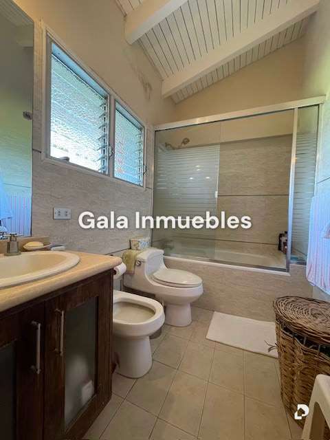 House in Santa Paula, Caracas – 10