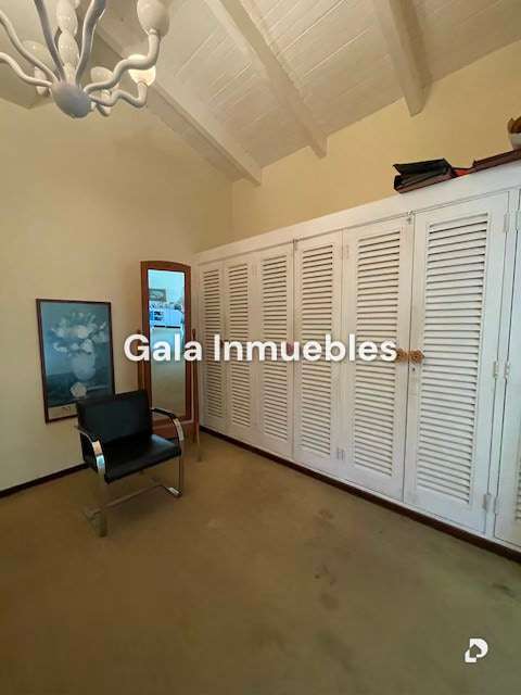 House in Santa Paula, Caracas – 9
