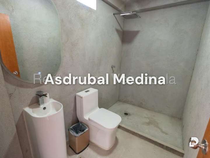 Casa en Santa Eduvigis, Caracas – 25