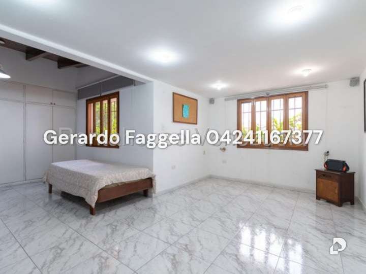 Casa en Colinas de Santa Mónica, Caracas – 24