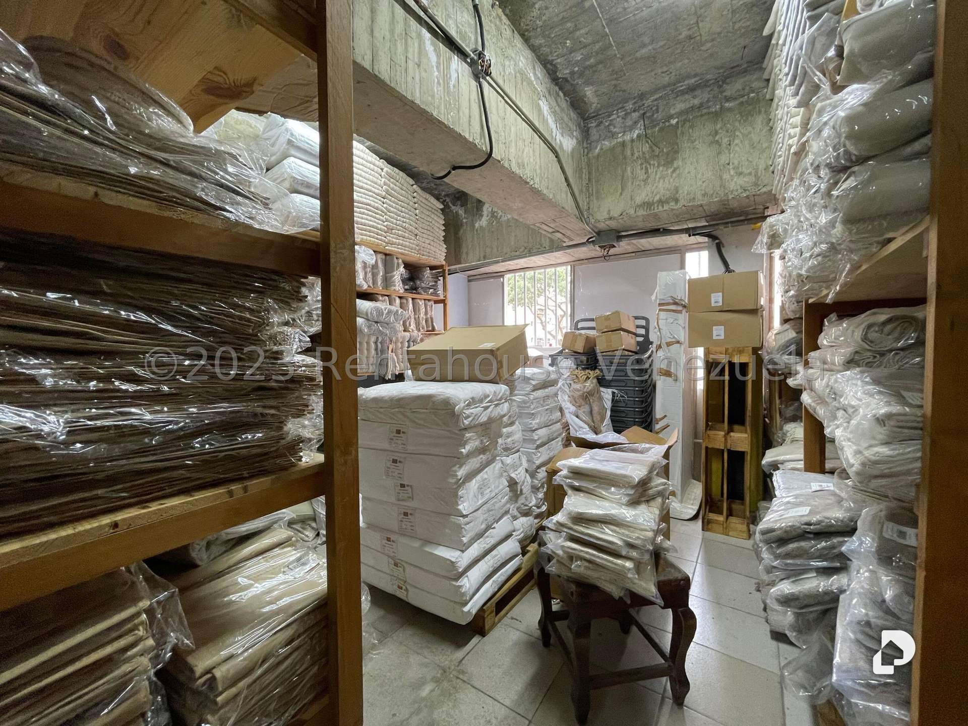 Local comercial en Santa Mónica, Caracas – 13