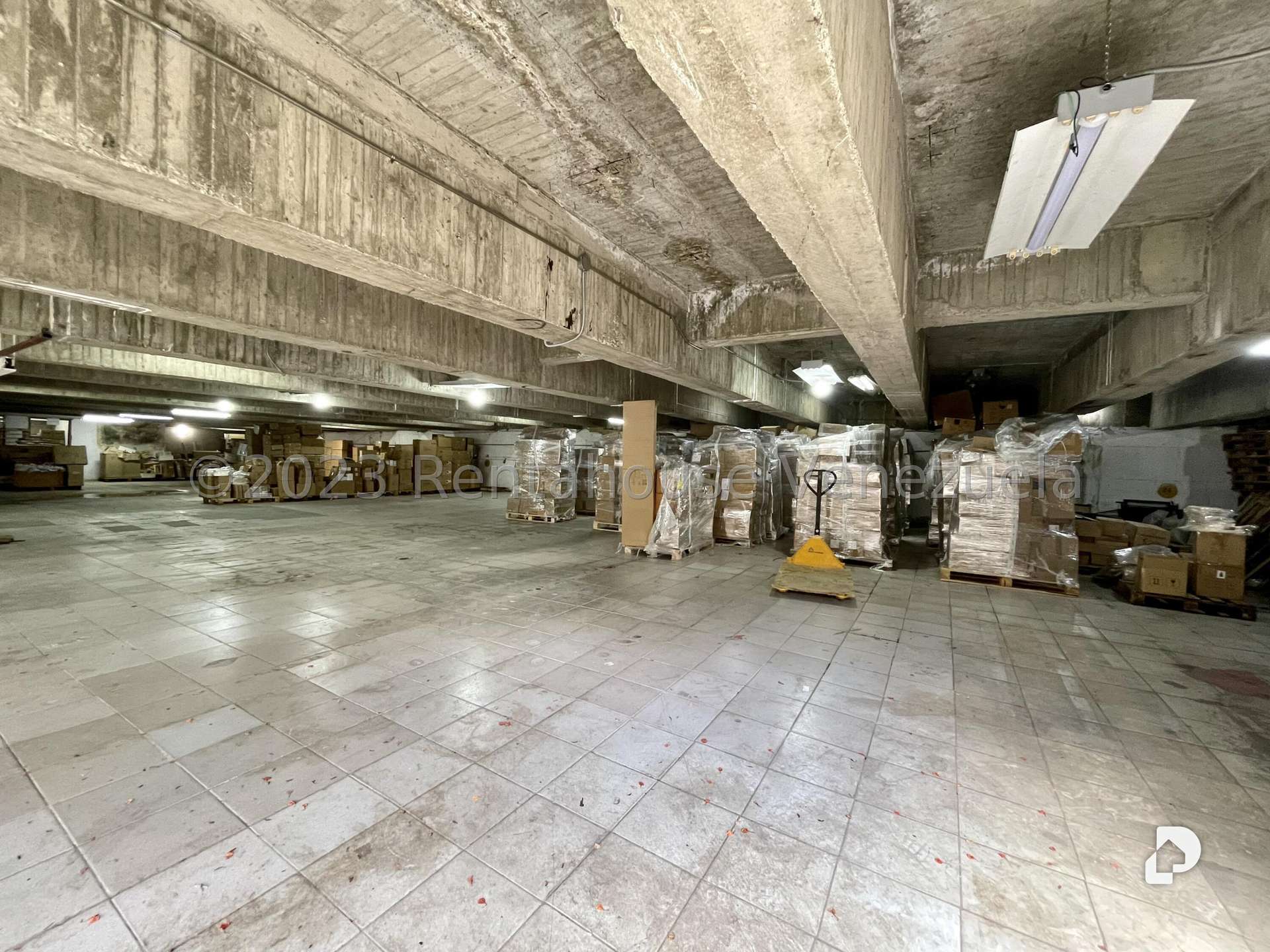 Local comercial en Santa Mónica, Caracas – 1