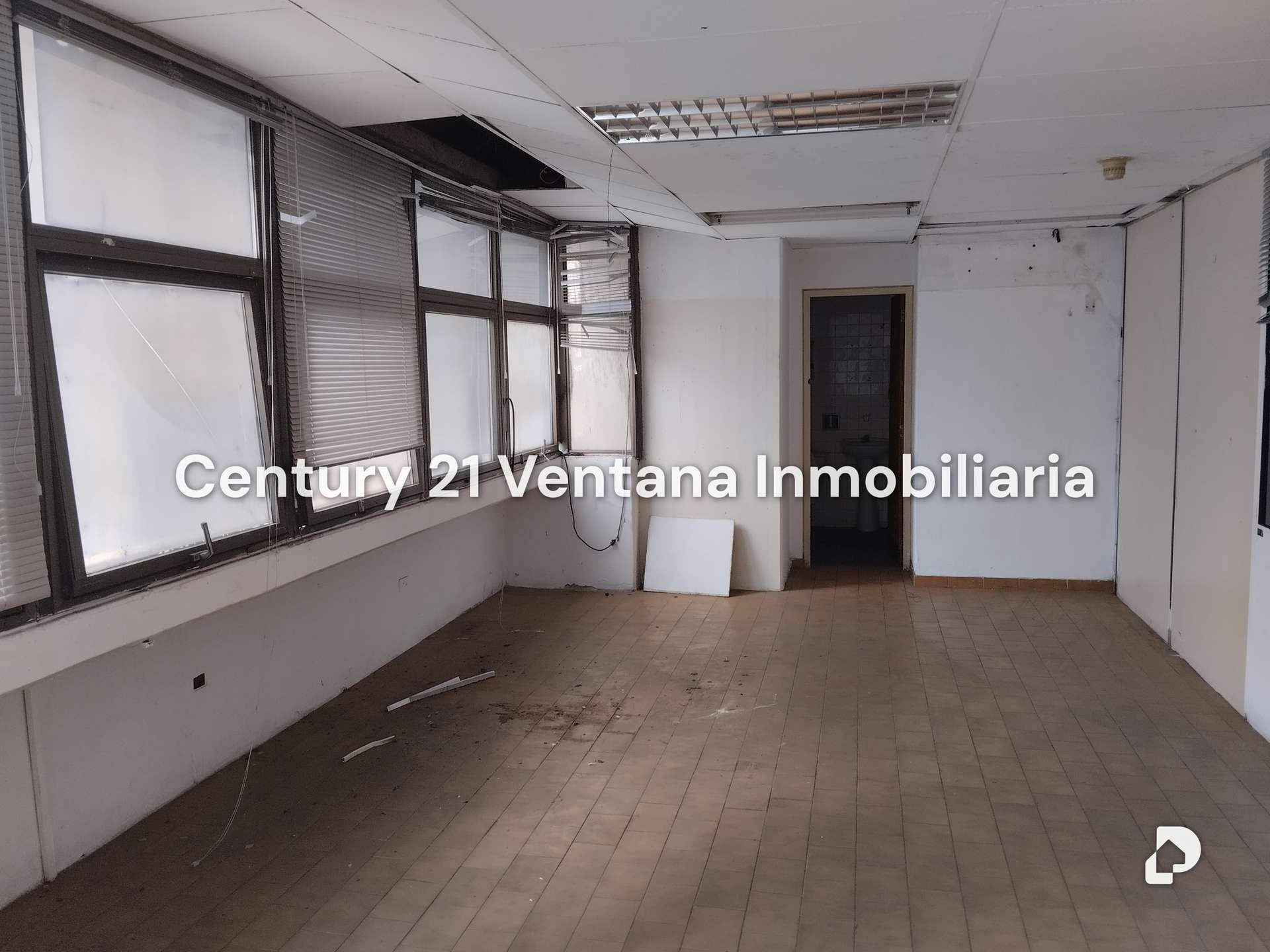 Oficina en Los Caobos, Caracas – 9