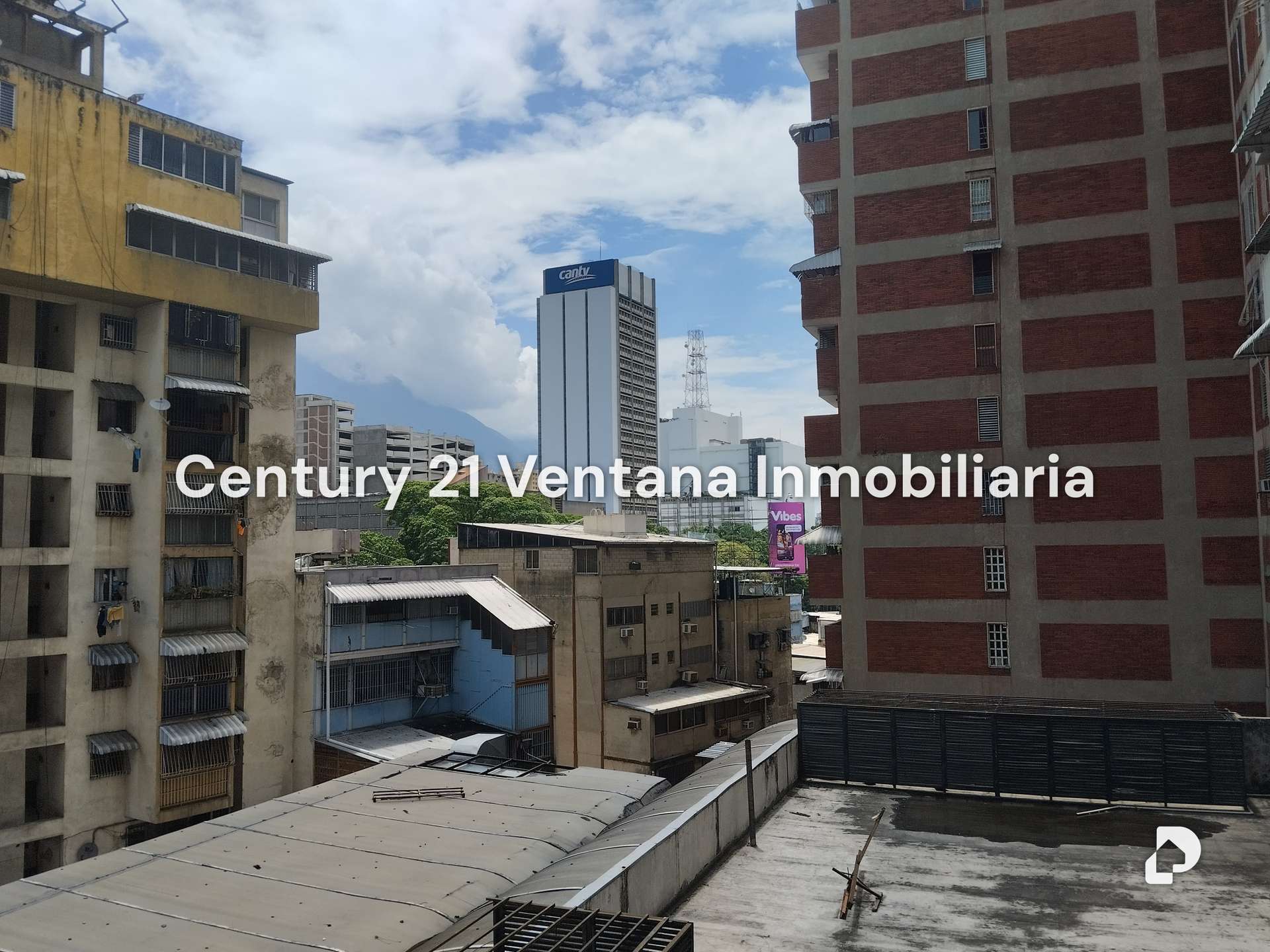 Oficina en Los Caobos, Caracas – 8