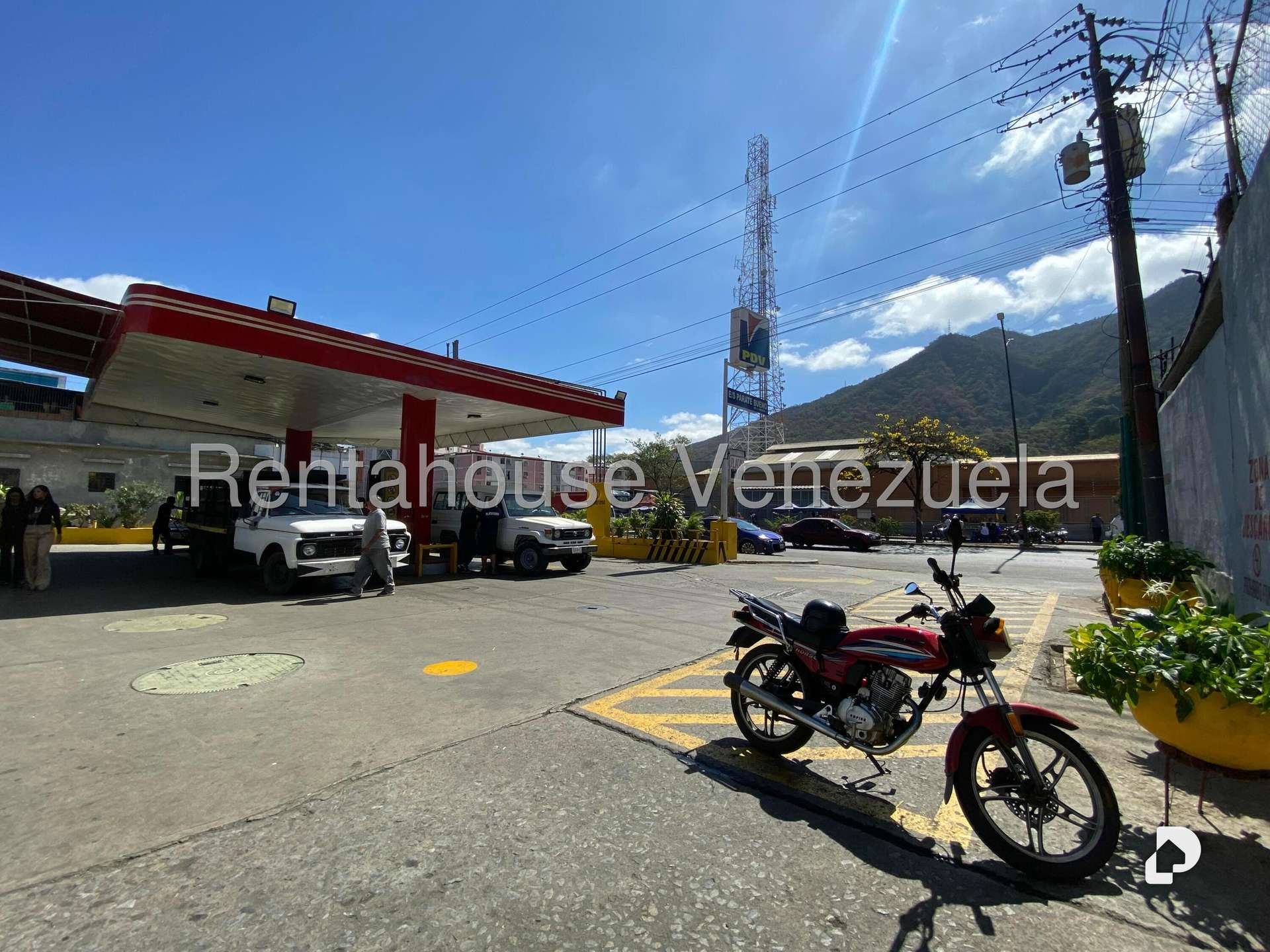 Local comercial en Antímano, Caracas – 11