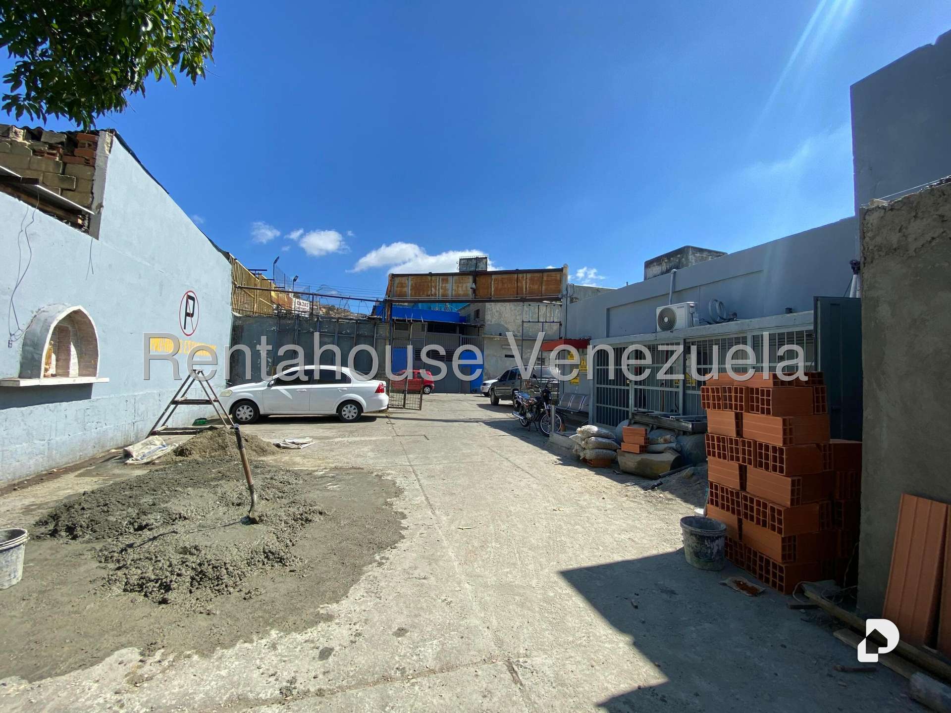 Local comercial en Antímano, Caracas – 8