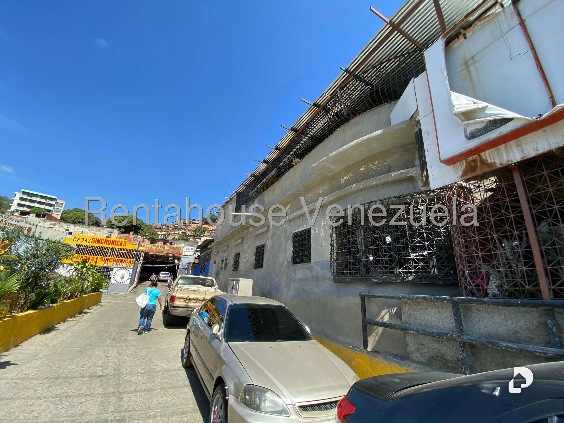 Local comercial en Antímano, Caracas – 21