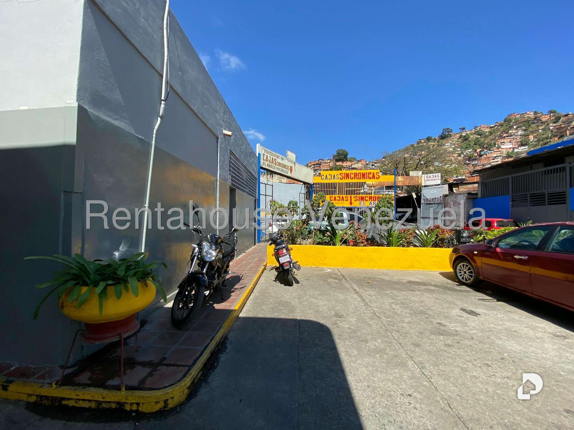 Local comercial en Antímano, Caracas – 18