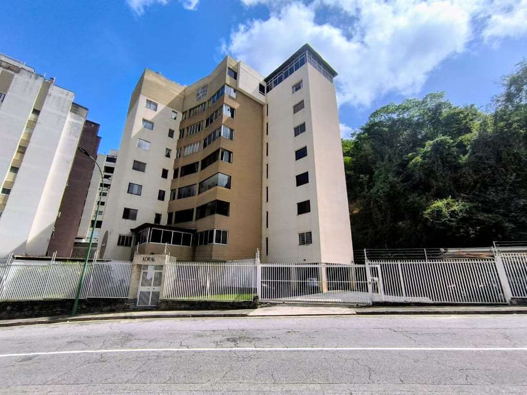 Apartamento en Santa Rosa de Lima, Caracas - 1