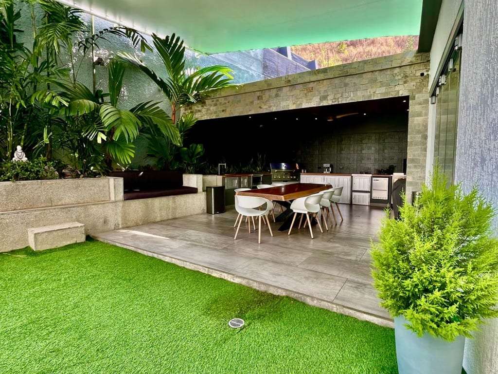 Apartamento en Lomas del Sol, Caracas