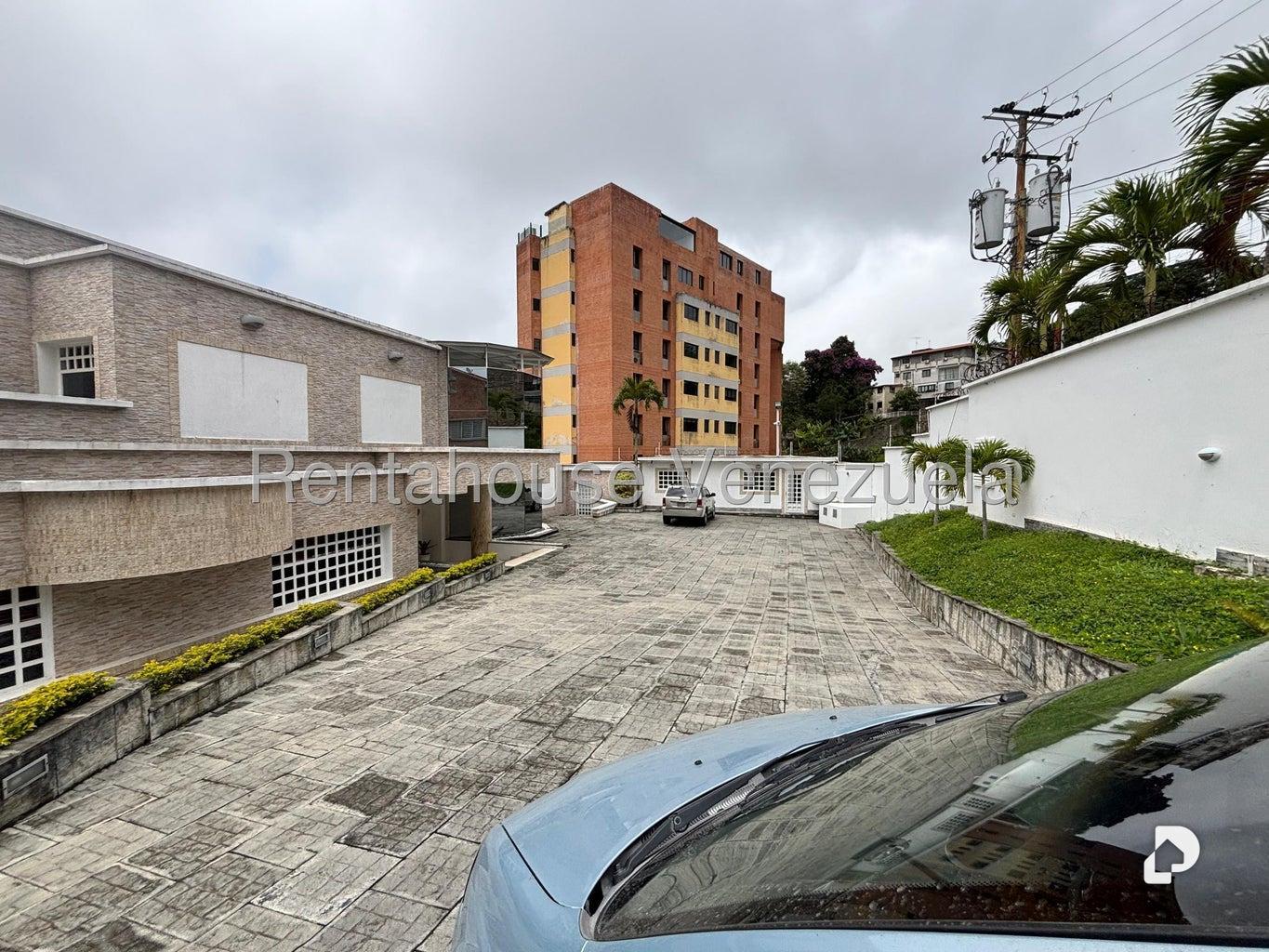 Casa en Lomas de La Lagunita, Caracas – 2