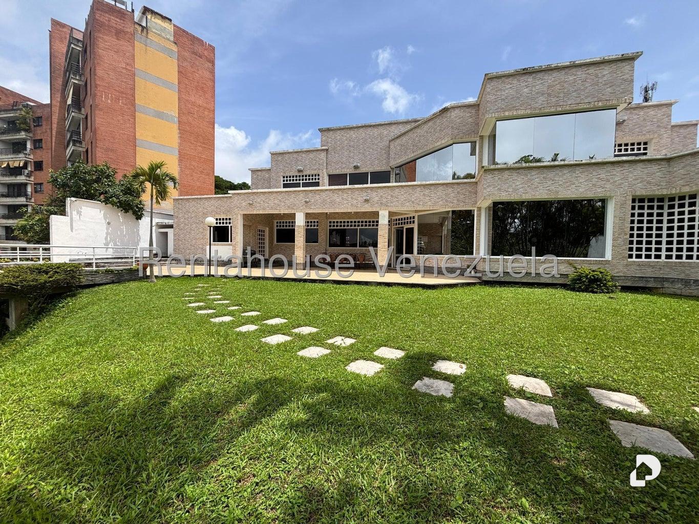Casa en Lomas de La Lagunita, Caracas – 3
