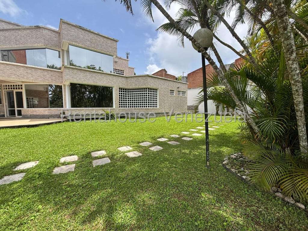 Casa en Lomas de La Lagunita, Caracas - 1