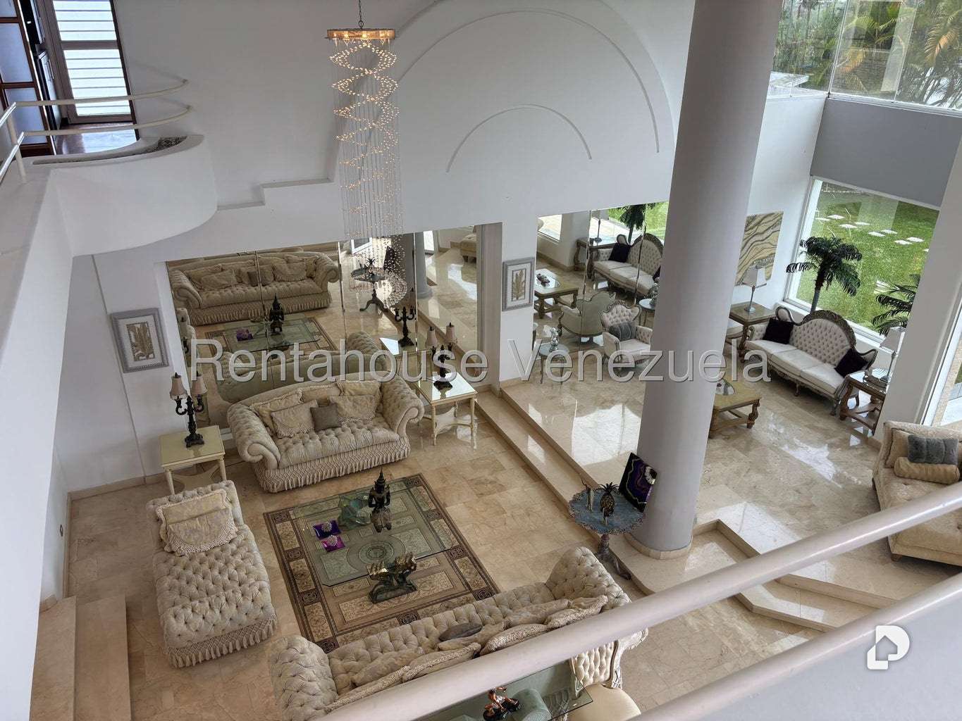 Casa en Lomas de La Lagunita, Caracas – 36