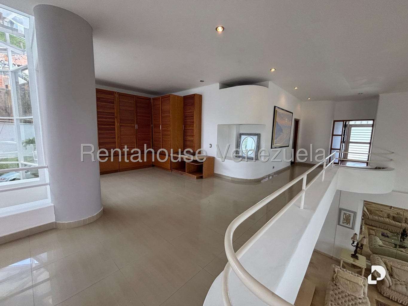 Casa en Lomas de La Lagunita, Caracas – 33