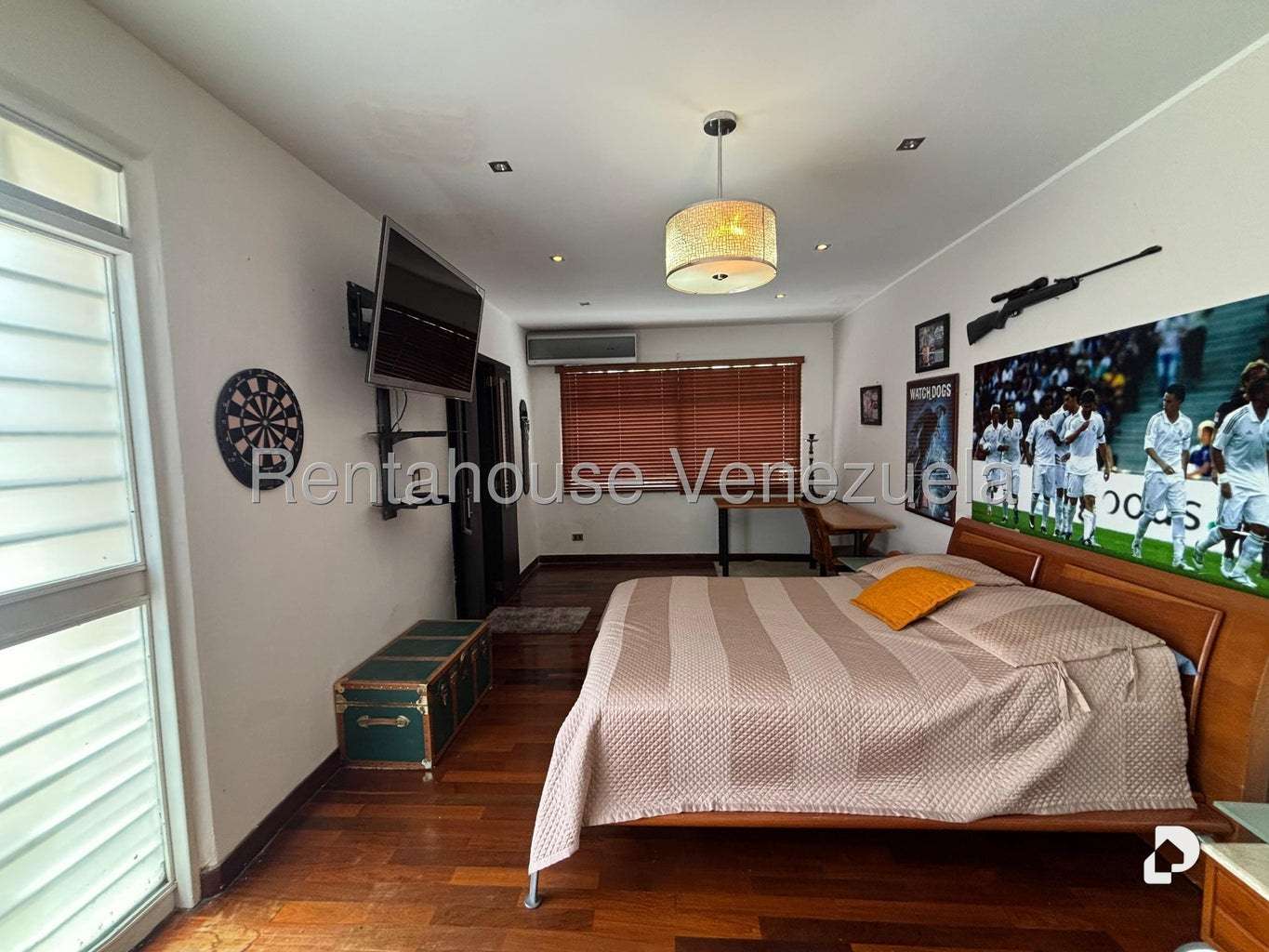 Casa en Lomas de La Lagunita, Caracas – 63