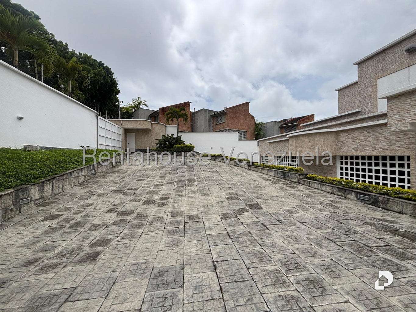 Casa en Lomas de La Lagunita, Caracas – 5