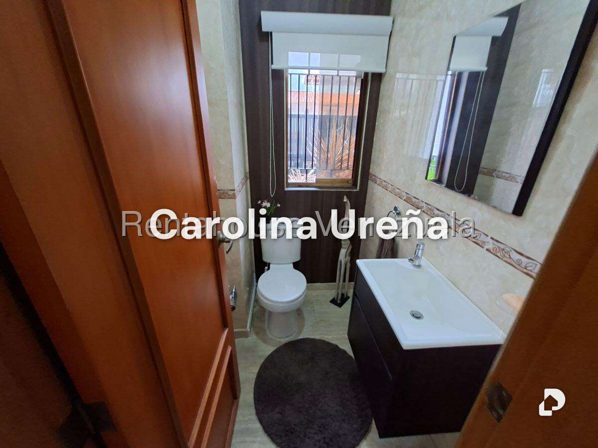 Casa en Lomas de Prados del Este, Caracas – 26
