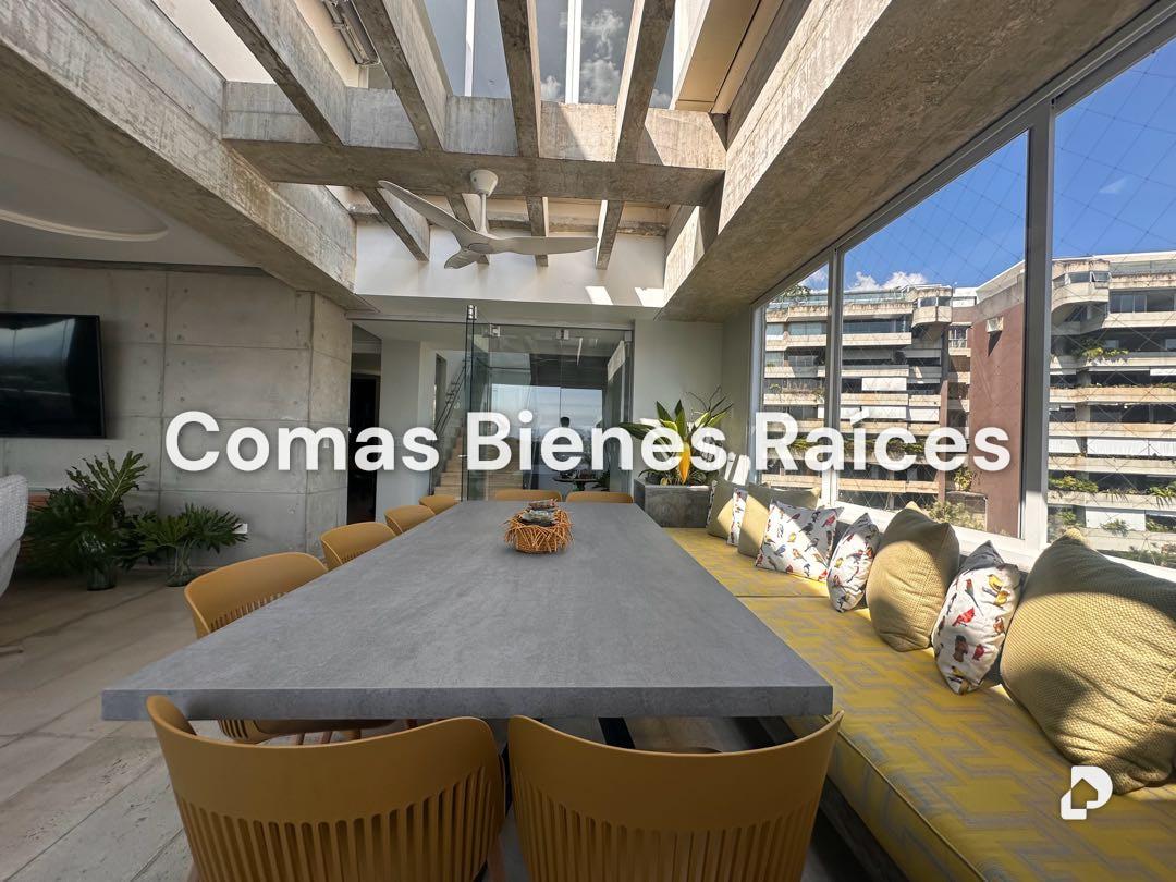 Apartamento en Altamira, Caracas – 2