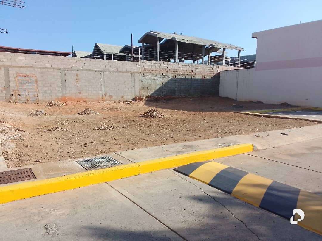 Terreno en Lago Mar Beach, Maracaibo – 3