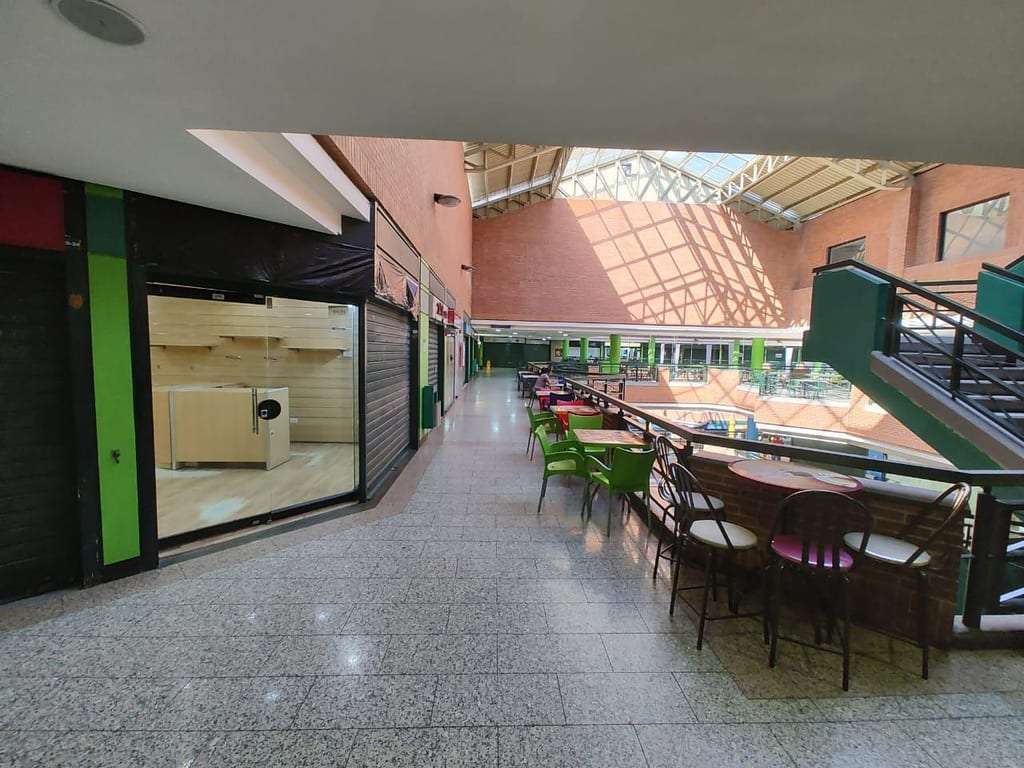 Local comercial en Guatire - 1