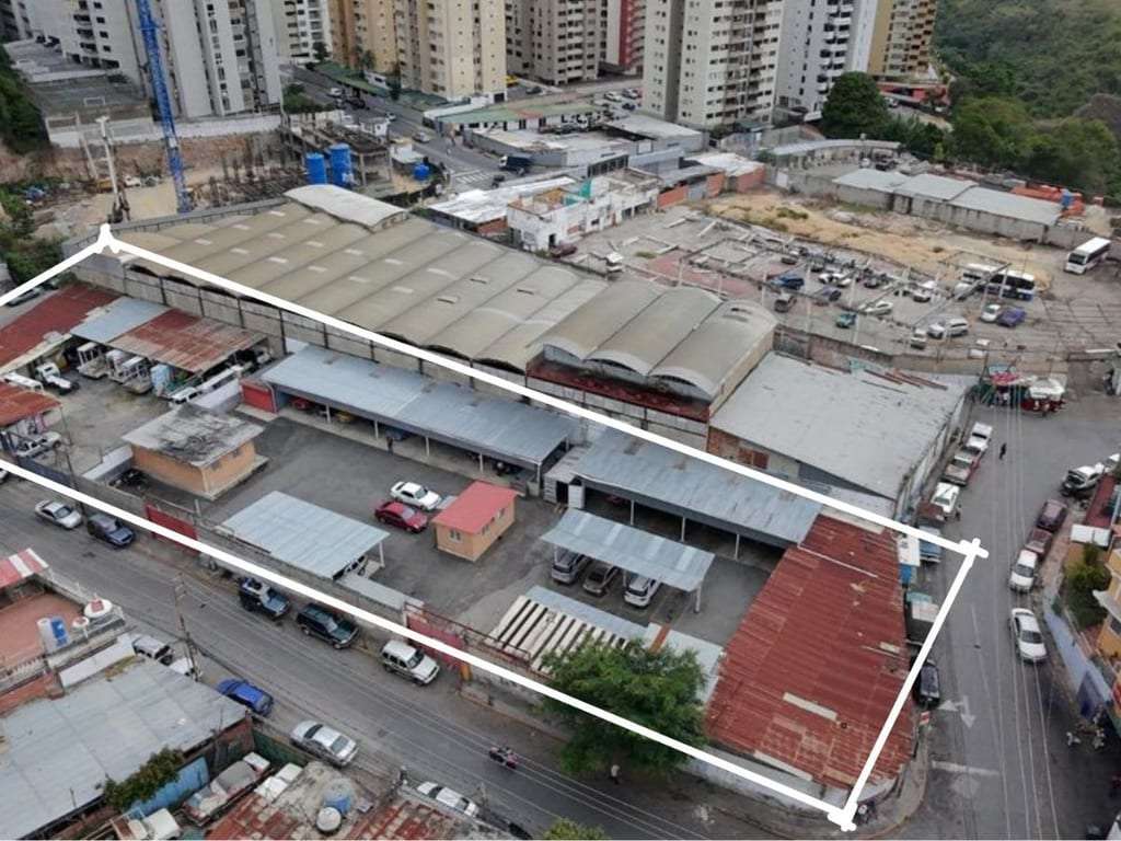 Terreno en Los Samanes, Caracas - 1