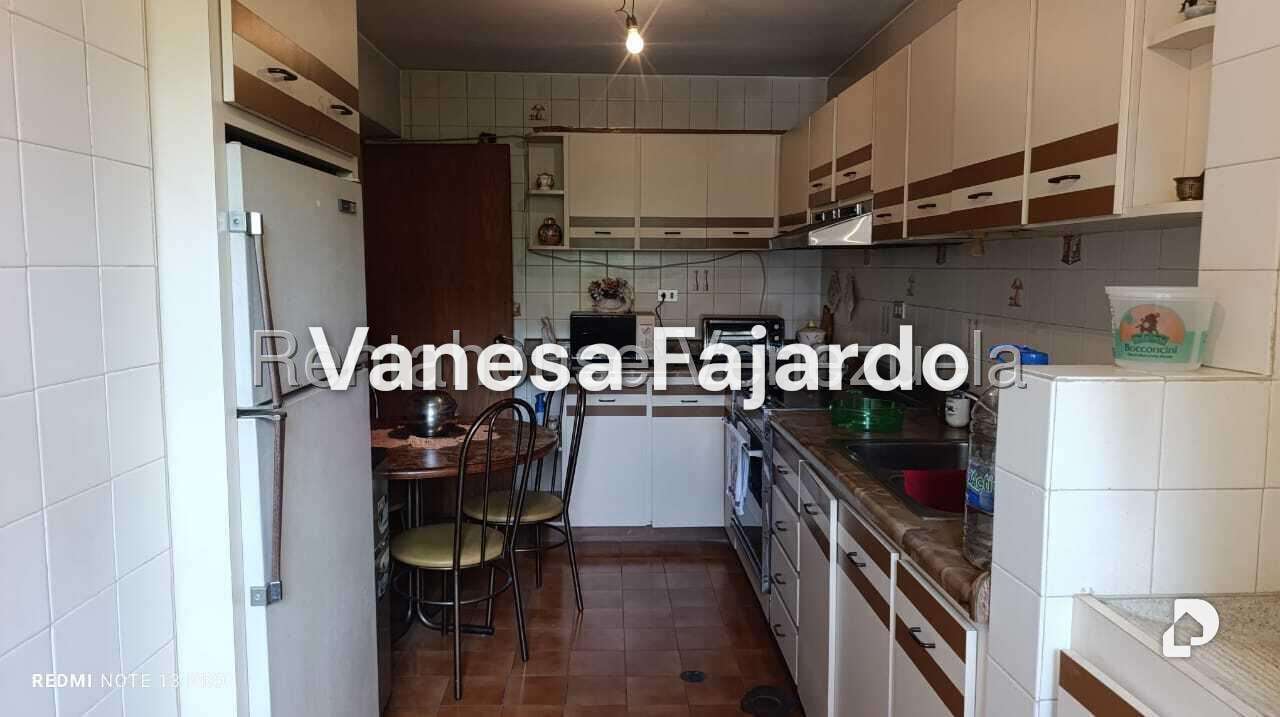Apartamento en La Urbina, Caracas – 18