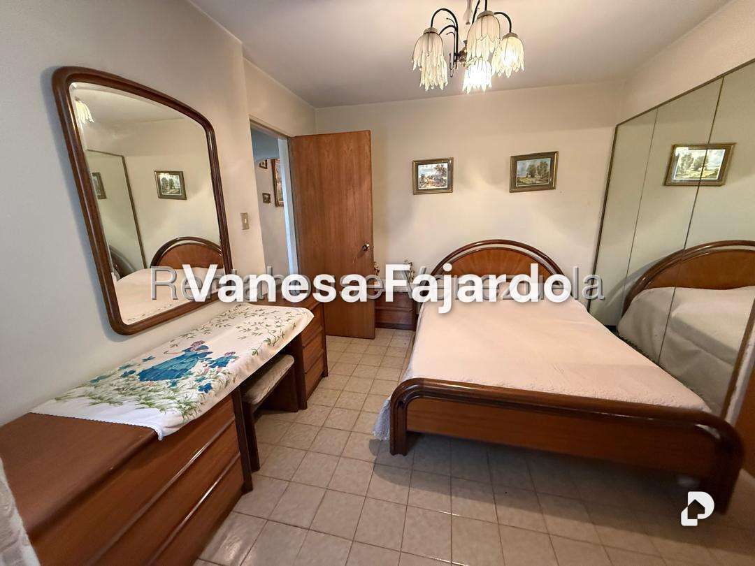Apartamento en La Urbina, Caracas – 30