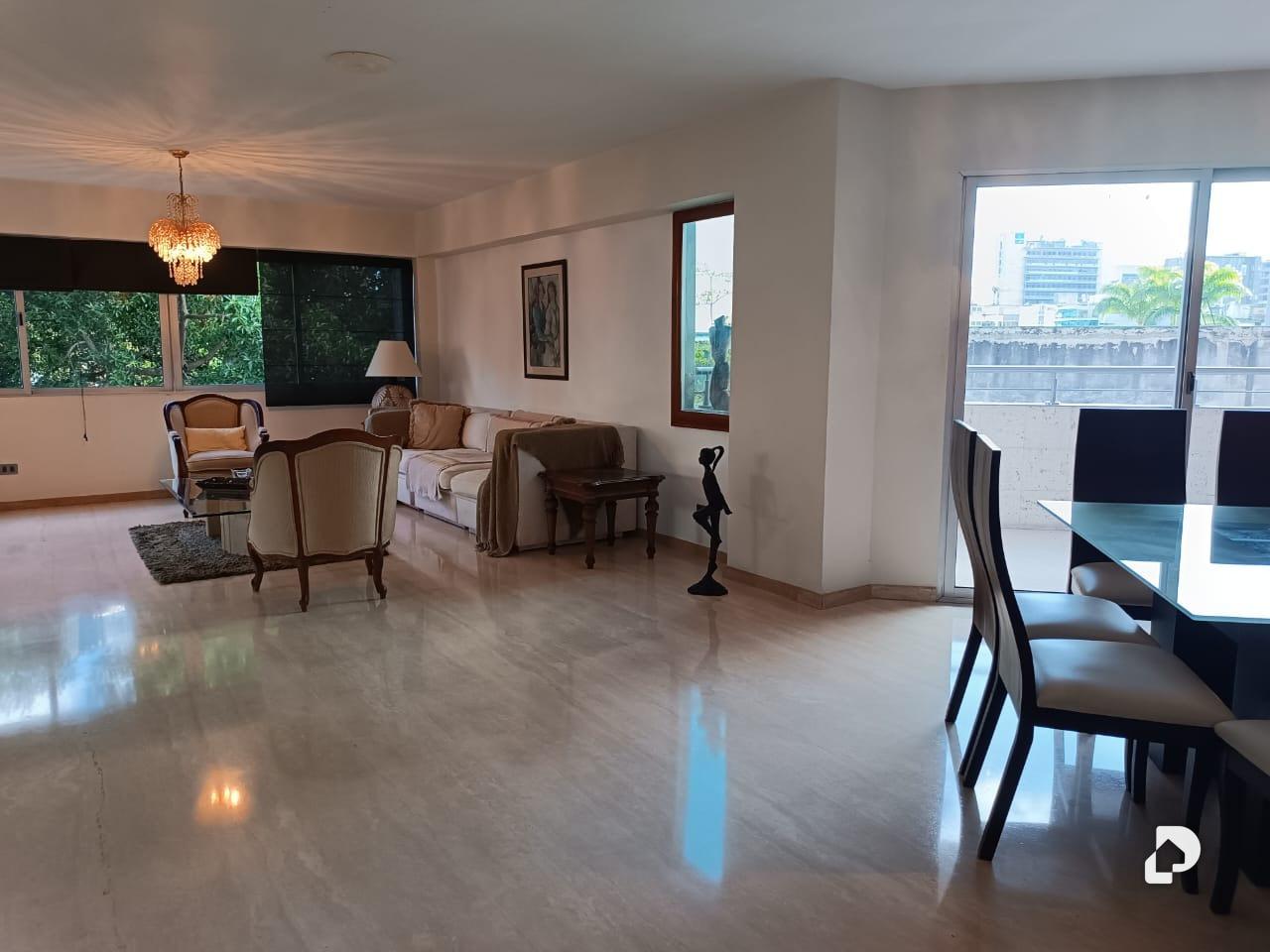 Apartamento en Altamira, Caracas – 5