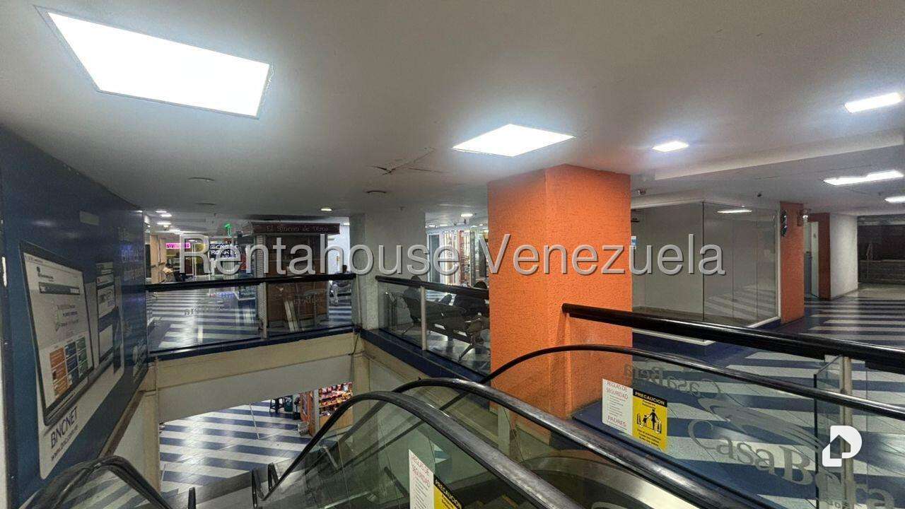 Local comercial en Parroquia La Candelaria, Caracas – 6