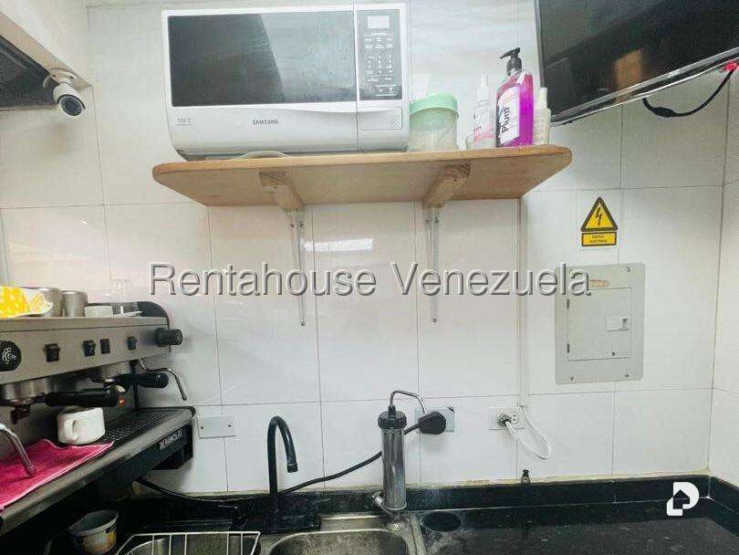 Local comercial en Parroquia La Candelaria, Caracas – 4