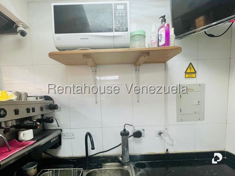 Local comercial en Parroquia La Candelaria, Caracas – 4