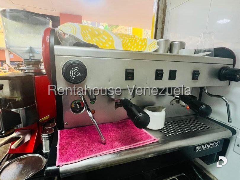Local comercial en Parroquia La Candelaria, Caracas – 5