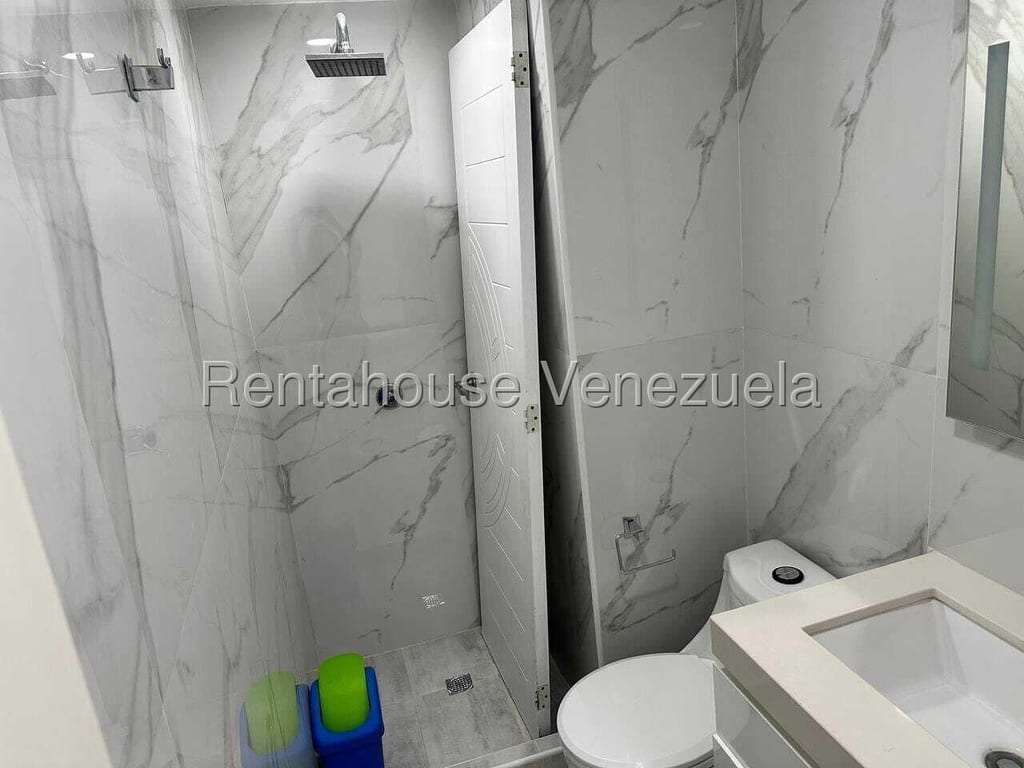 Apartamento en Santa Rosa de Lima, Caracas