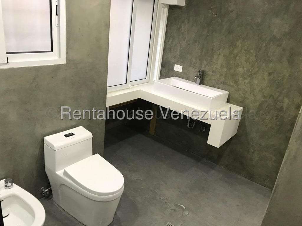 Apartamento en Santa Rosa de Lima, Caracas