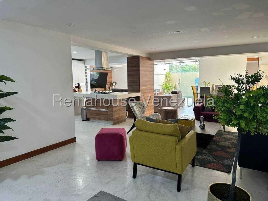 Apartamento en Santa Rosa de Lima, Caracas
