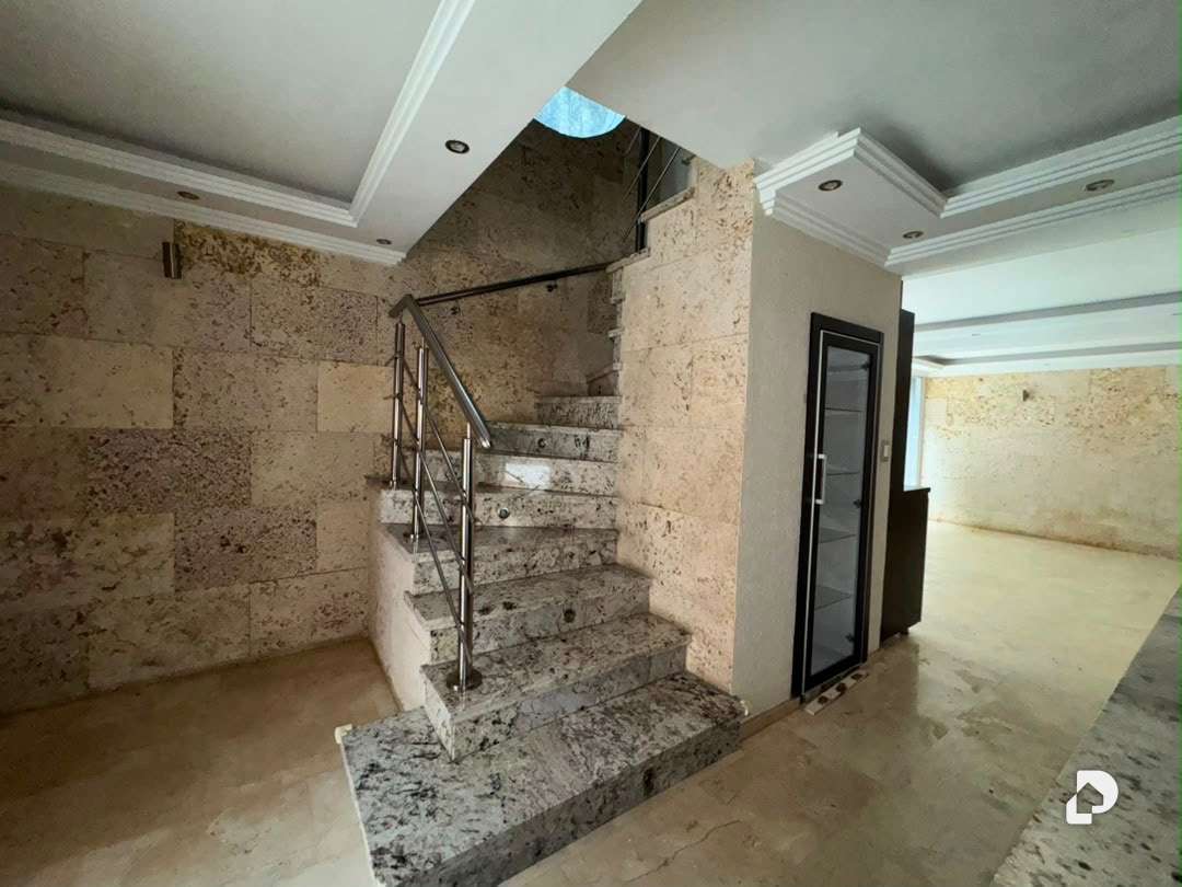 Townhouse en Naguanagua Centro, Valencia – 10