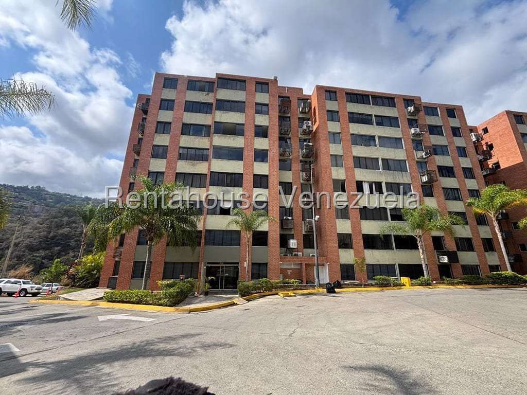 Apartamento en Los Naranjos Humboldt, Caracas - 1
