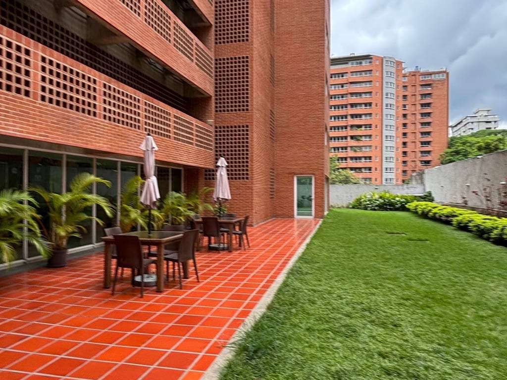 Apartment in El Rosal, Caracas - 1