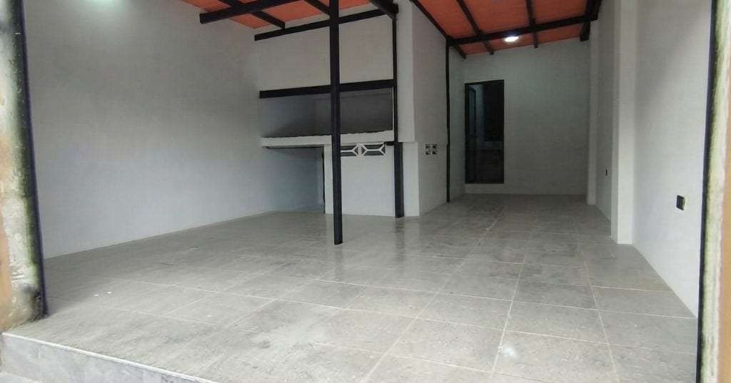 Local comercial en B. 19 de Abril, Valencia - 1