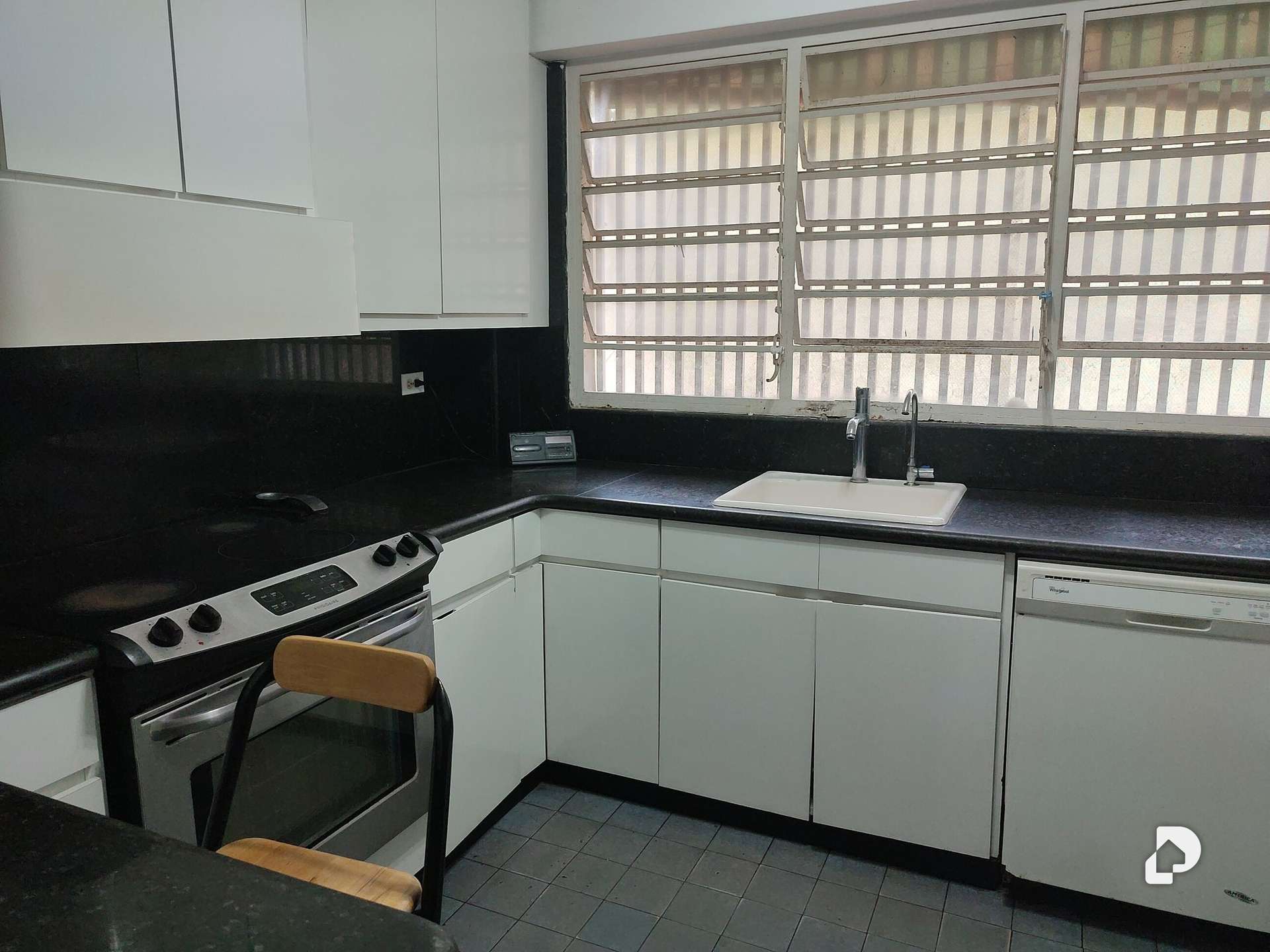 Casa en Colinas de Bello Monte, Caracas – 13