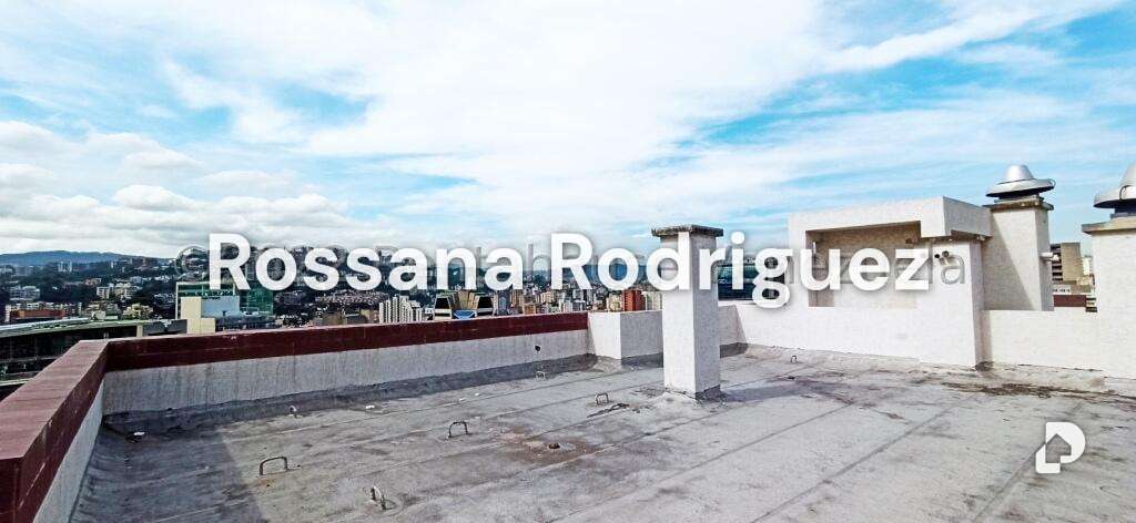 Apartamento en Campo Alegre, Caracas – 28