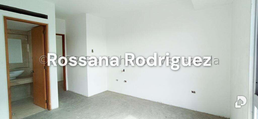 Apartamento en Campo Alegre, Caracas – 23